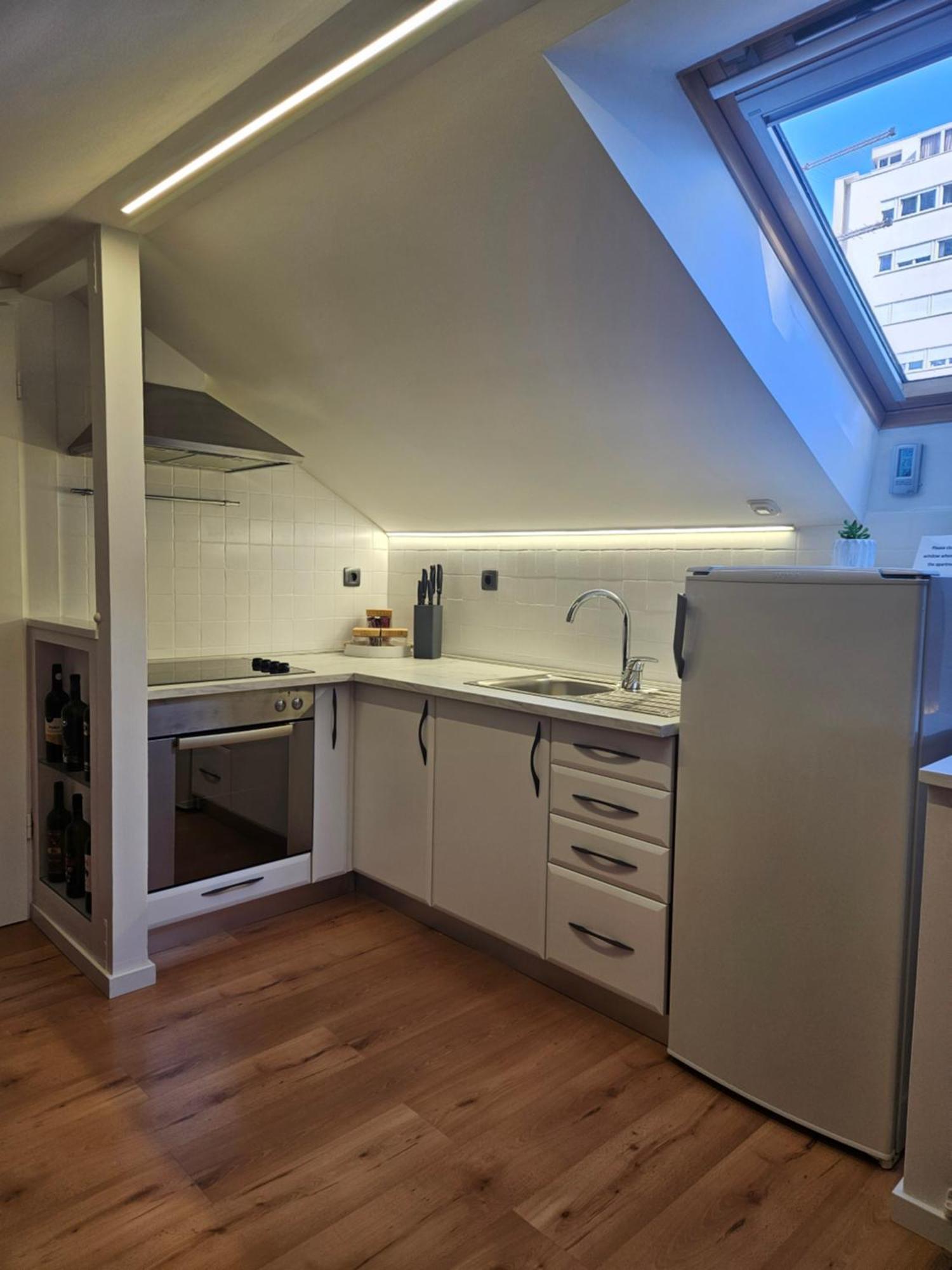 Lovely Attic Apartman-Melani زادار المظهر الخارجي الصورة